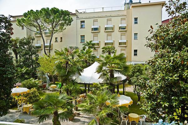 Risorta 3*